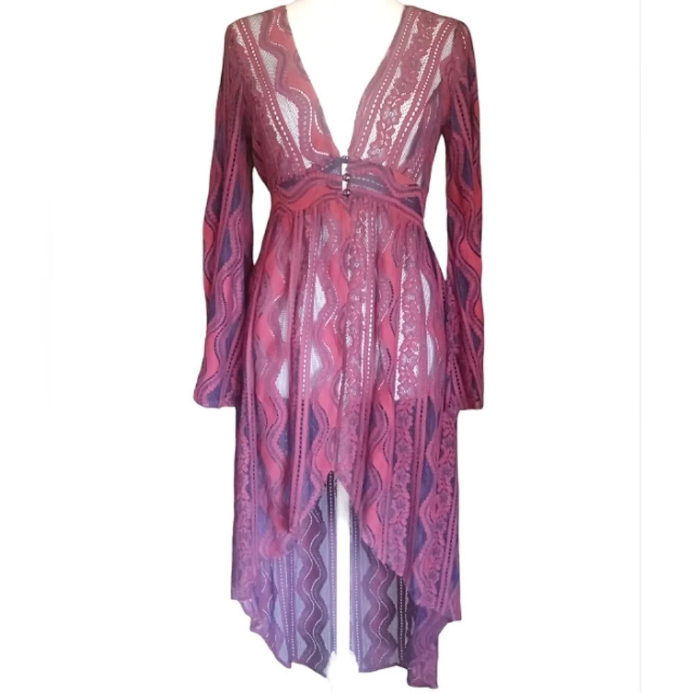 Jealous Tomato Floral Lace Button Closure Cardigan / Cover Up Size Small